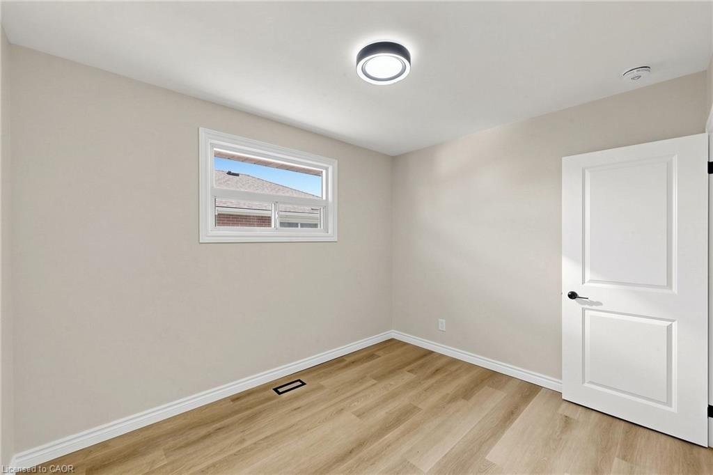 28 Warren Avenue Property Photo 8