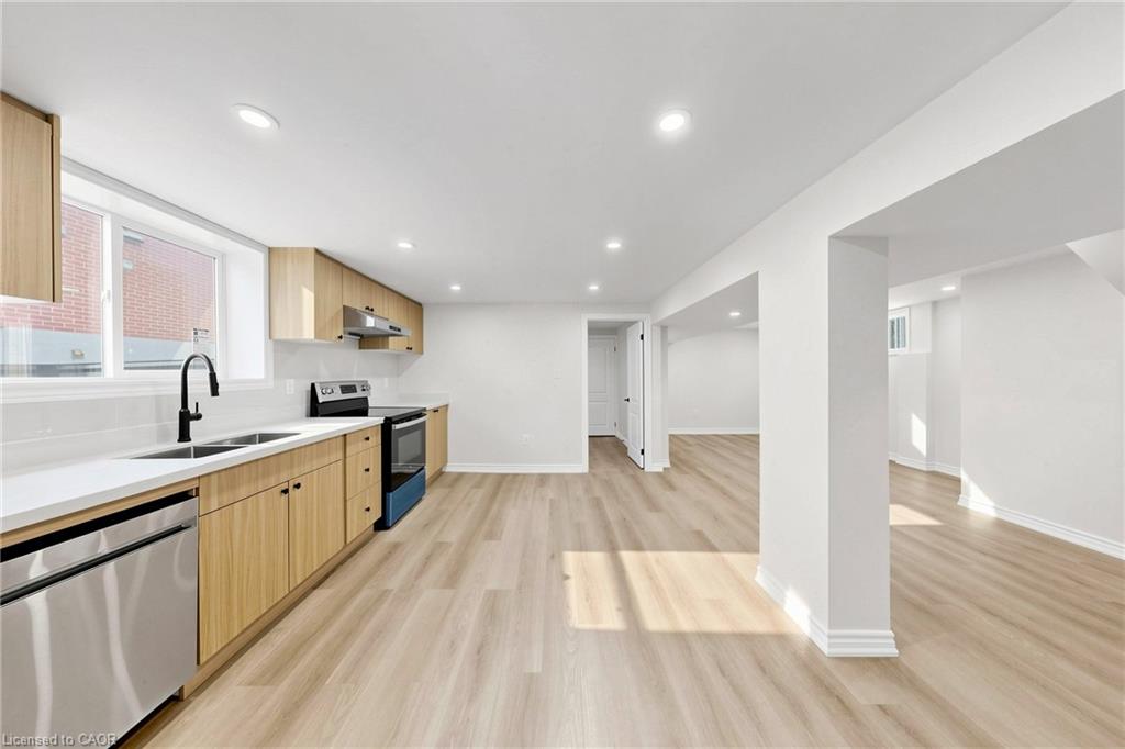 28 Warren Avenue Property Photo 24