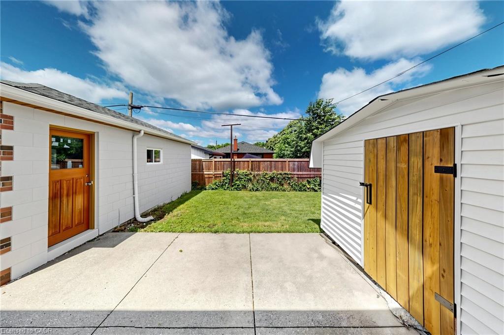 28 Warren Avenue Property Photo 37