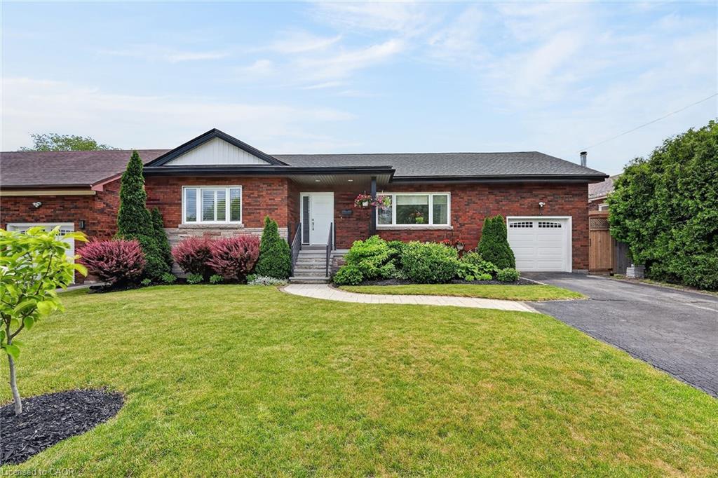 55 Glenview Drive Property Photo 1