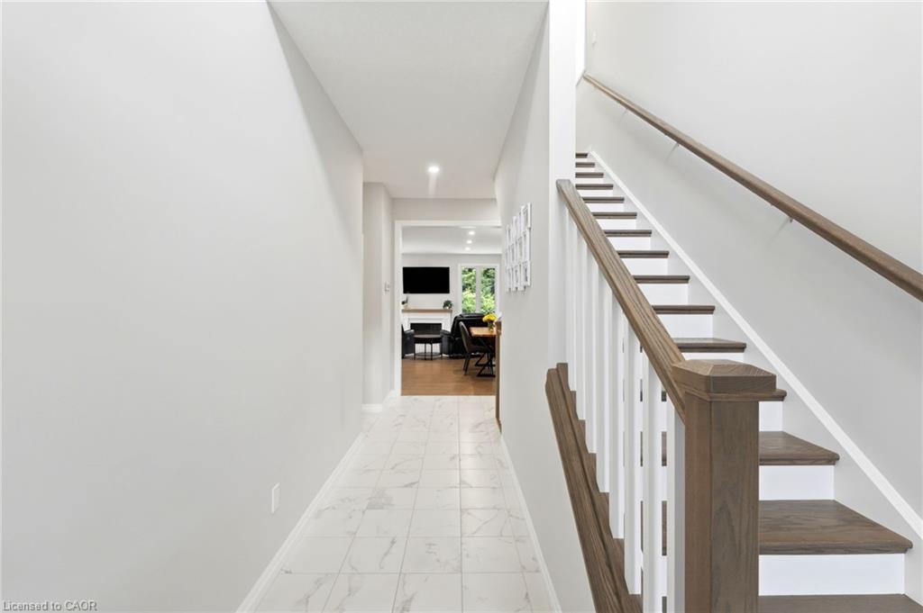 39 Dunning Way Property Photo 4
