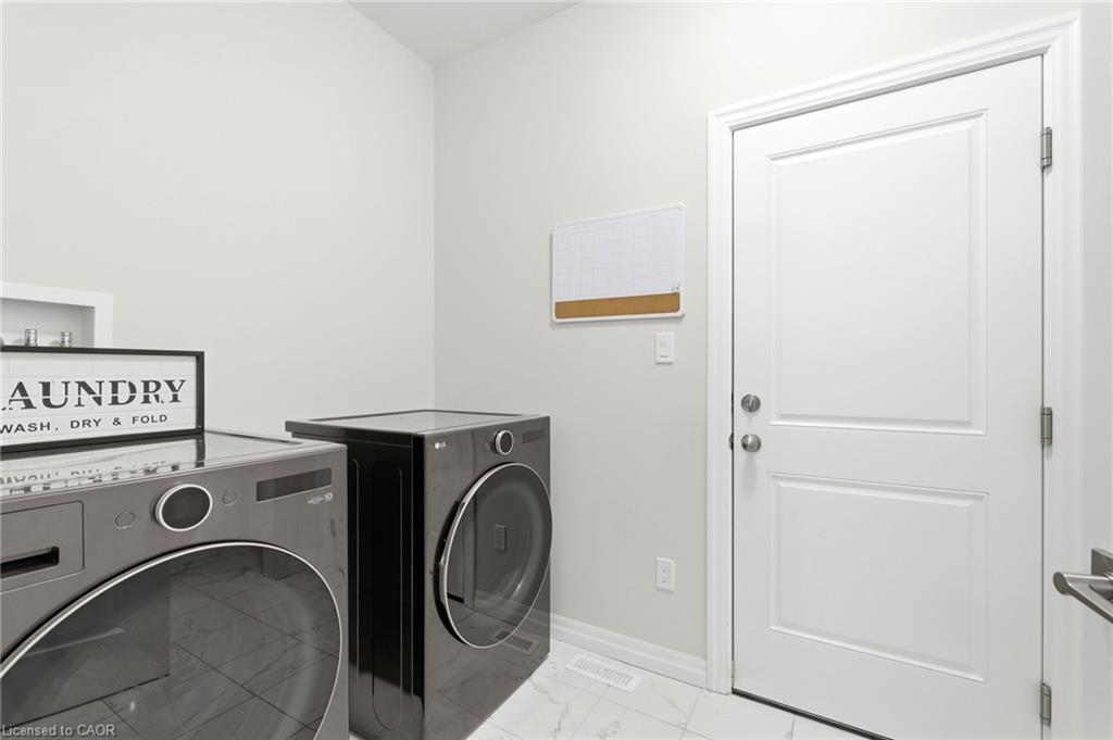 39 Dunning Way Property Photo 19