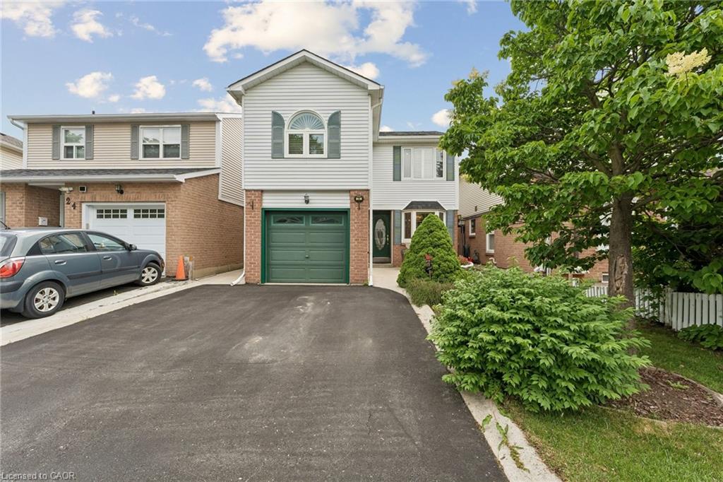 26 Jameson Crescent Property Photo 2