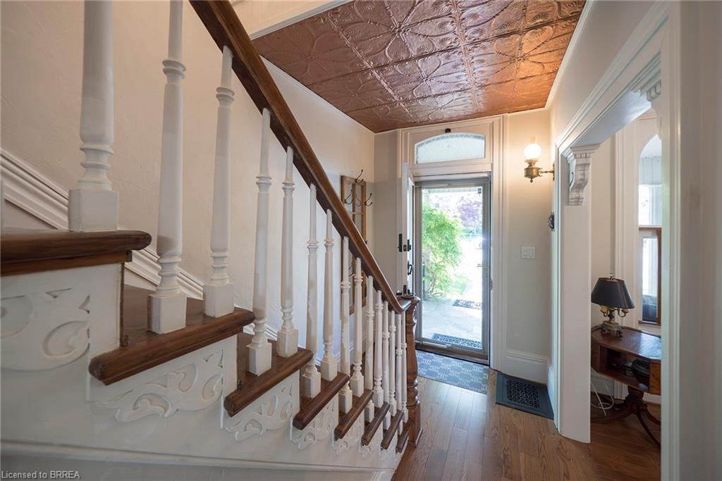 11 Chestnut Avenue Property Photo 8