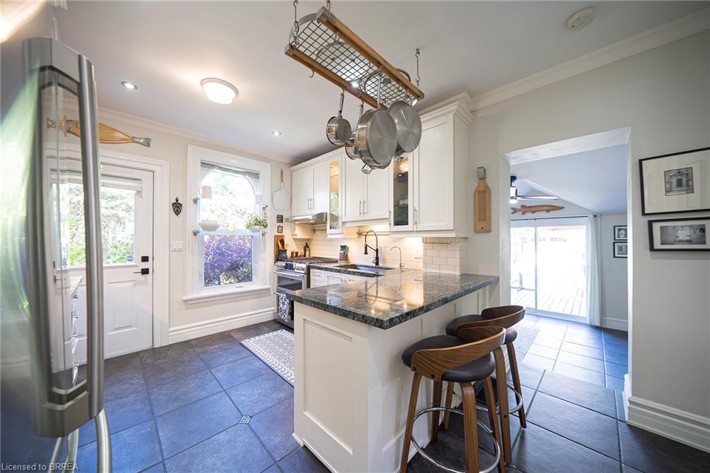 11 Chestnut Avenue Property Photo 14