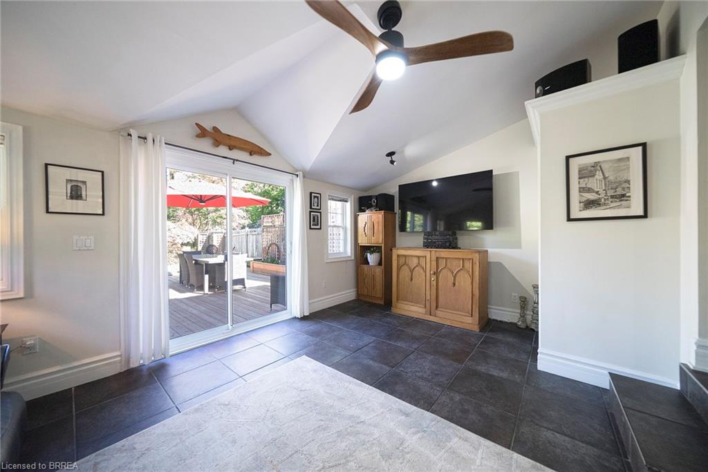 11 Chestnut Avenue Property Photo 25