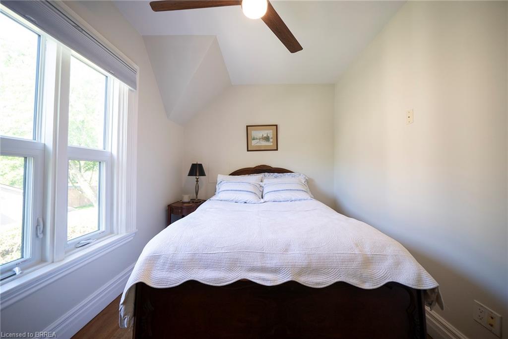 11 Chestnut Avenue Property Photo 38