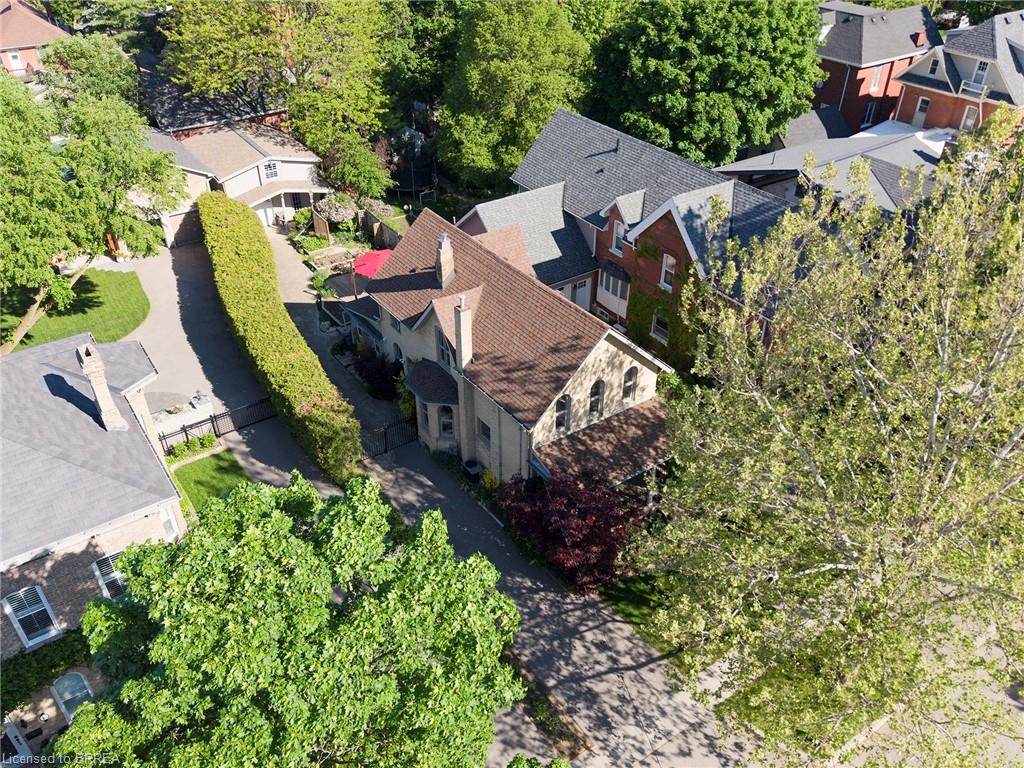 11 Chestnut Avenue Property Photo 45