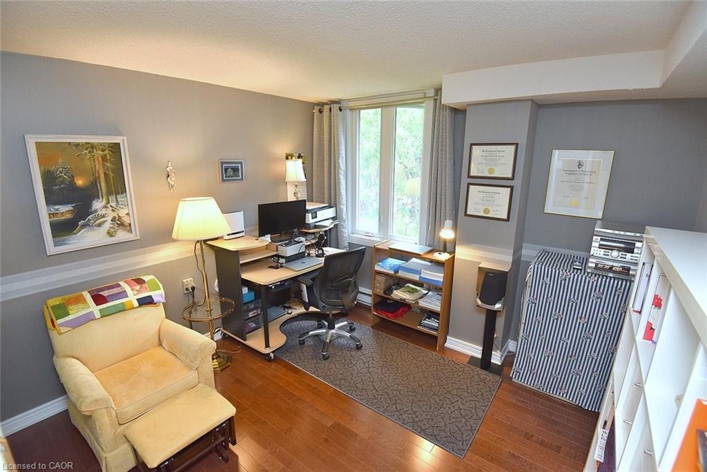 303-150 Wilson Street W Property Photo 28