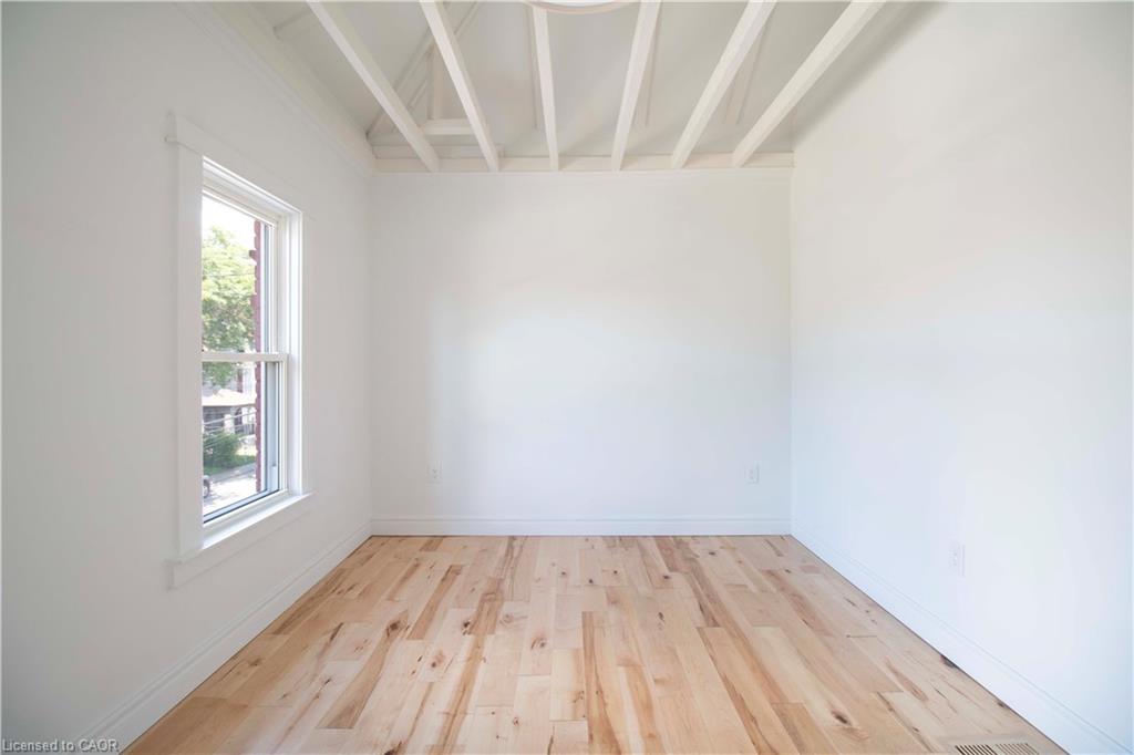 36 Fullerton Avenue Property Photo 29