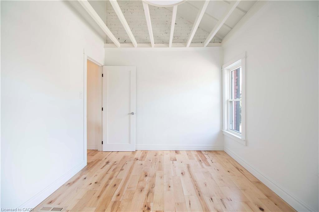 36 Fullerton Avenue Property Photo 31