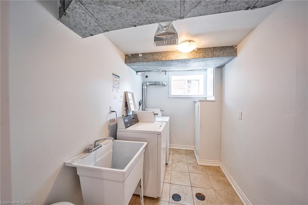 108 Victoria Avenue N Property Photo 37