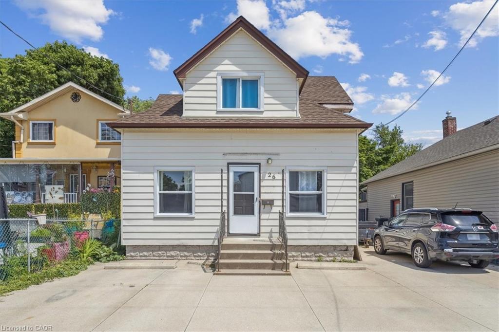 26 Vine Street S Property Photo 1