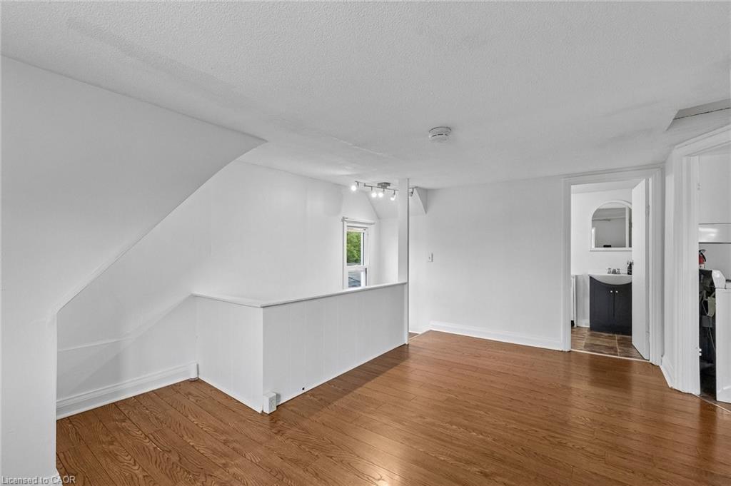 53 Kinsey Street Property Photo 9