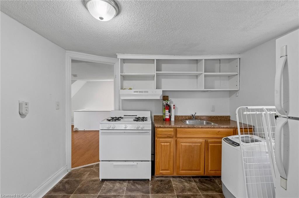 53 Kinsey Street Property Photo 14