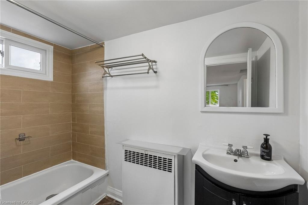 53 Kinsey Street Property Photo 15