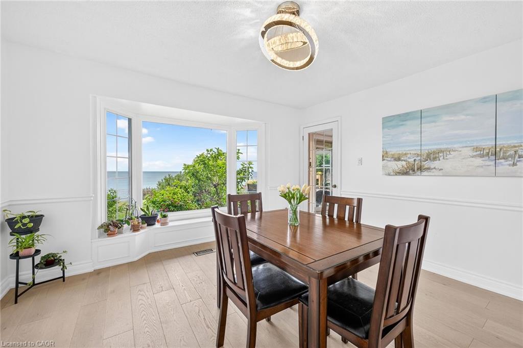 15 Cheval Drive Property Photo 13