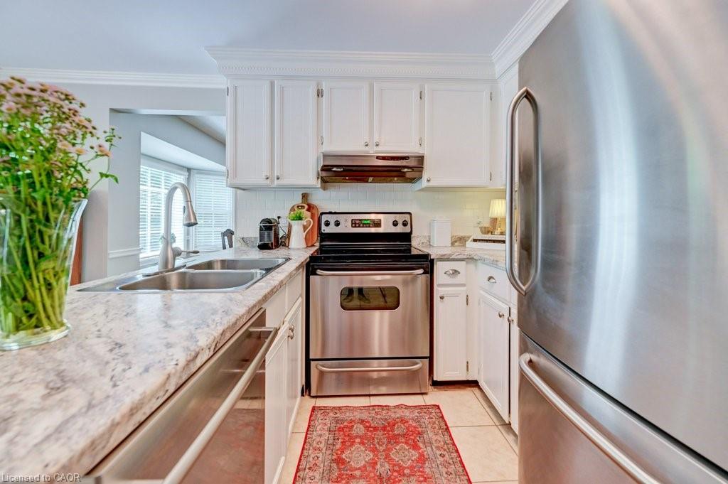 469 Westvale Drive Property Photo 16
