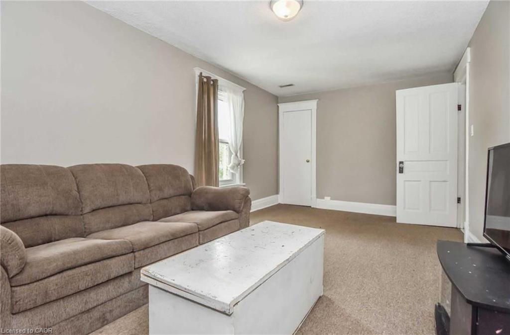 153 St Andrews Street Property Photo 7