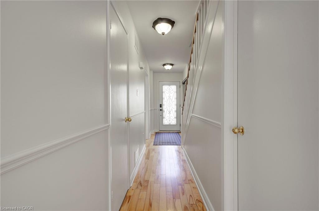 14-336 Queen Street S Property Photo 5