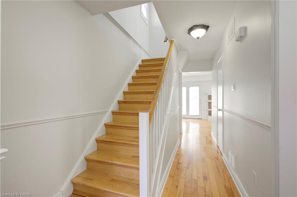 14-336 Queen Street S Property Photo 21