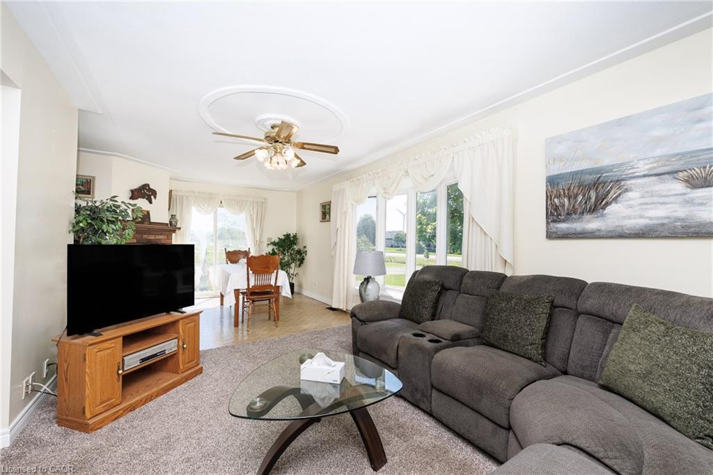 6155 Rainham Road Property Photo 5