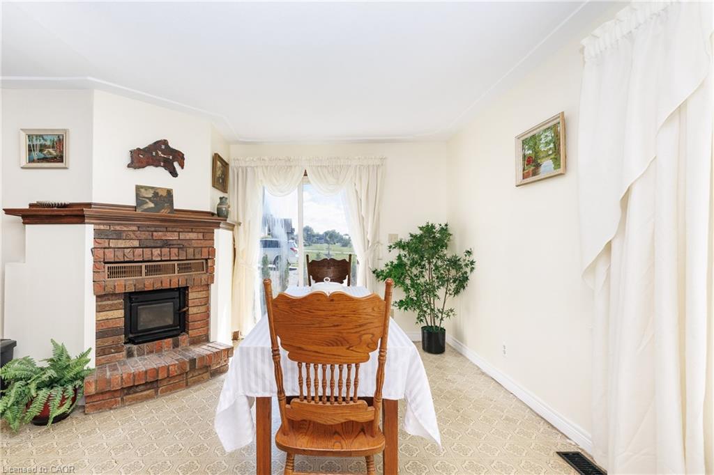 6155 Rainham Road Property Photo 7