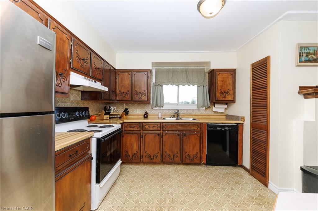 6155 Rainham Road Property Photo 10