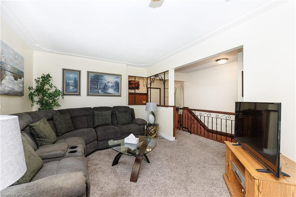 6155 Rainham Road Property Photo 13