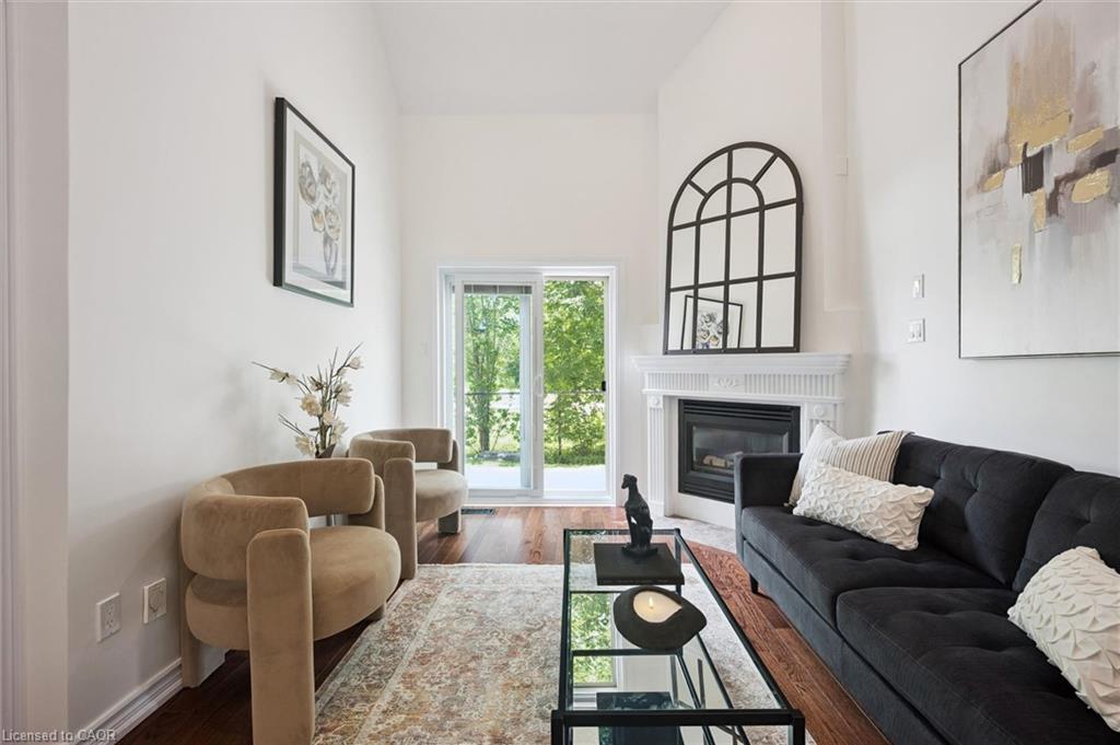 5-3243 New Street Property Photo 12