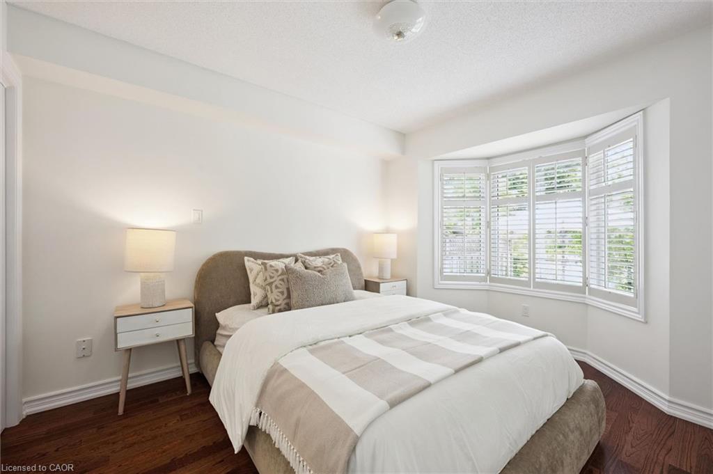 5-3243 New Street Property Photo 15