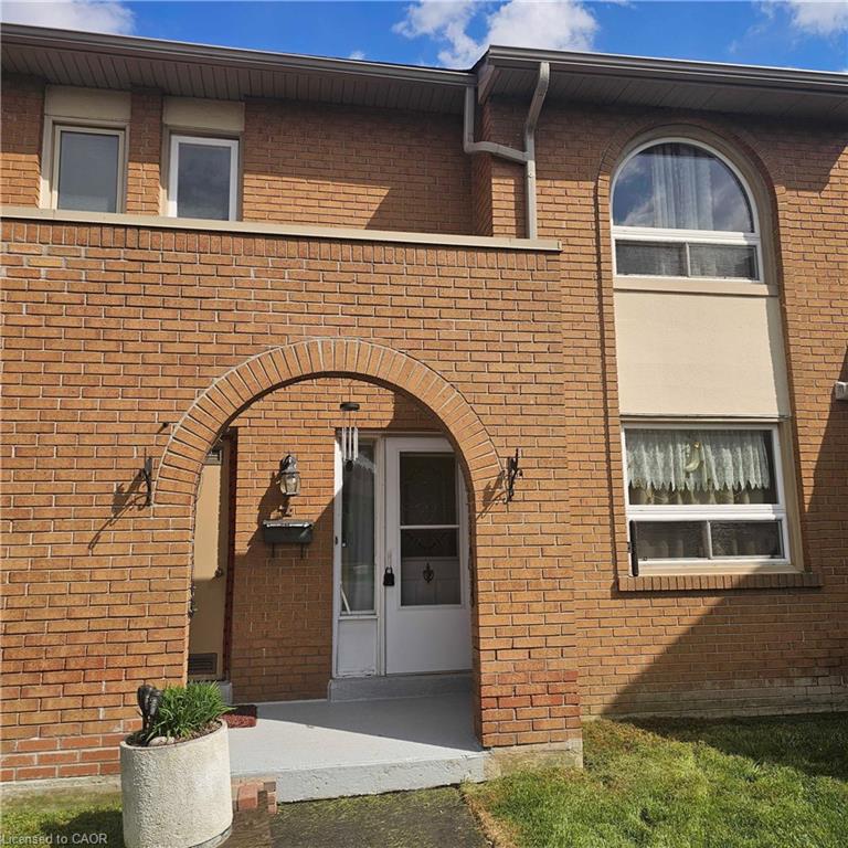 4-1180 Mississauga Valley Boulevard Property Photo 1