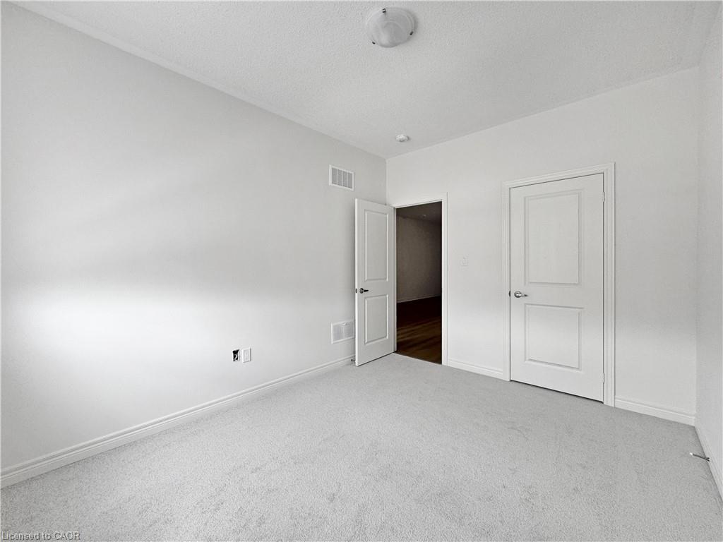 82 Gledhill Crescent Property Photo 38