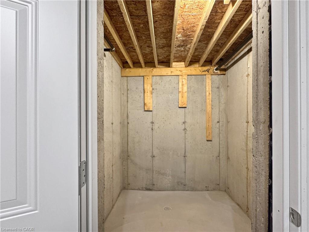 82 Gledhill Crescent Property Photo 45