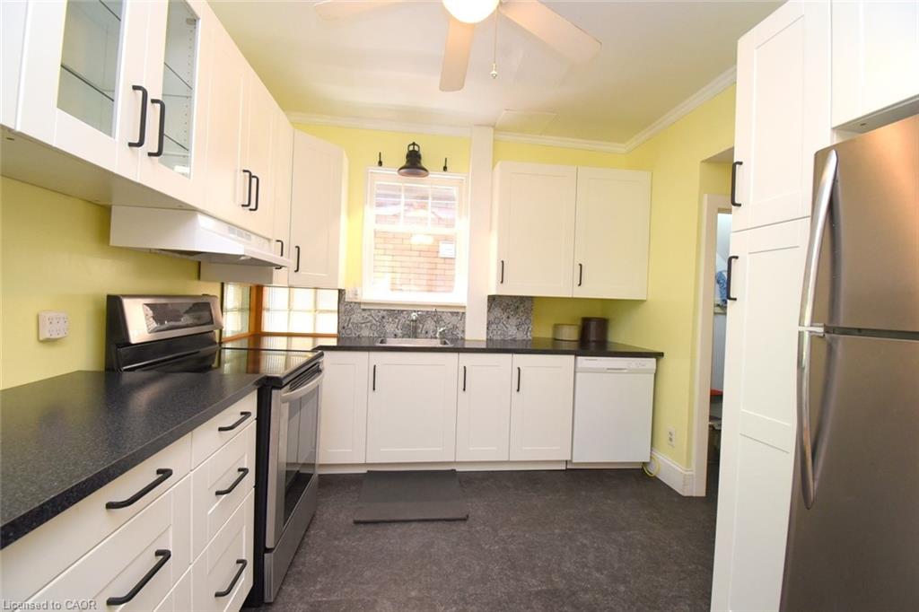 28 St Clair Avenue Property Photo 18