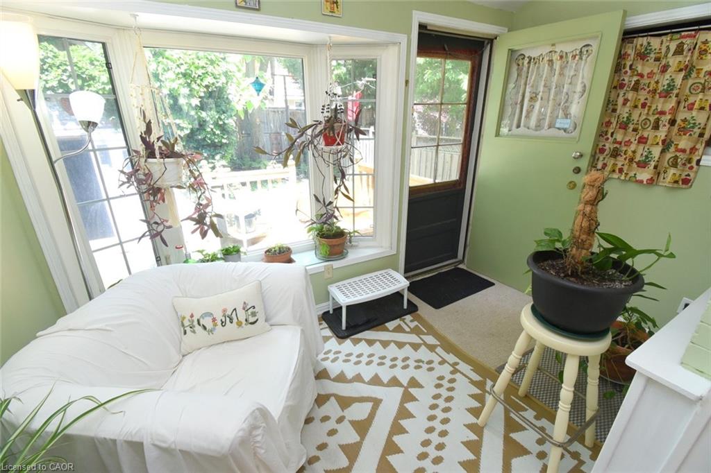 28 St Clair Avenue Property Photo 21