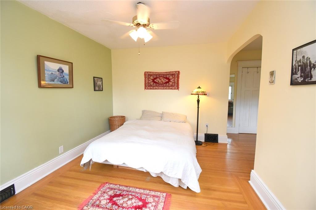 28 St Clair Avenue Property Photo 24