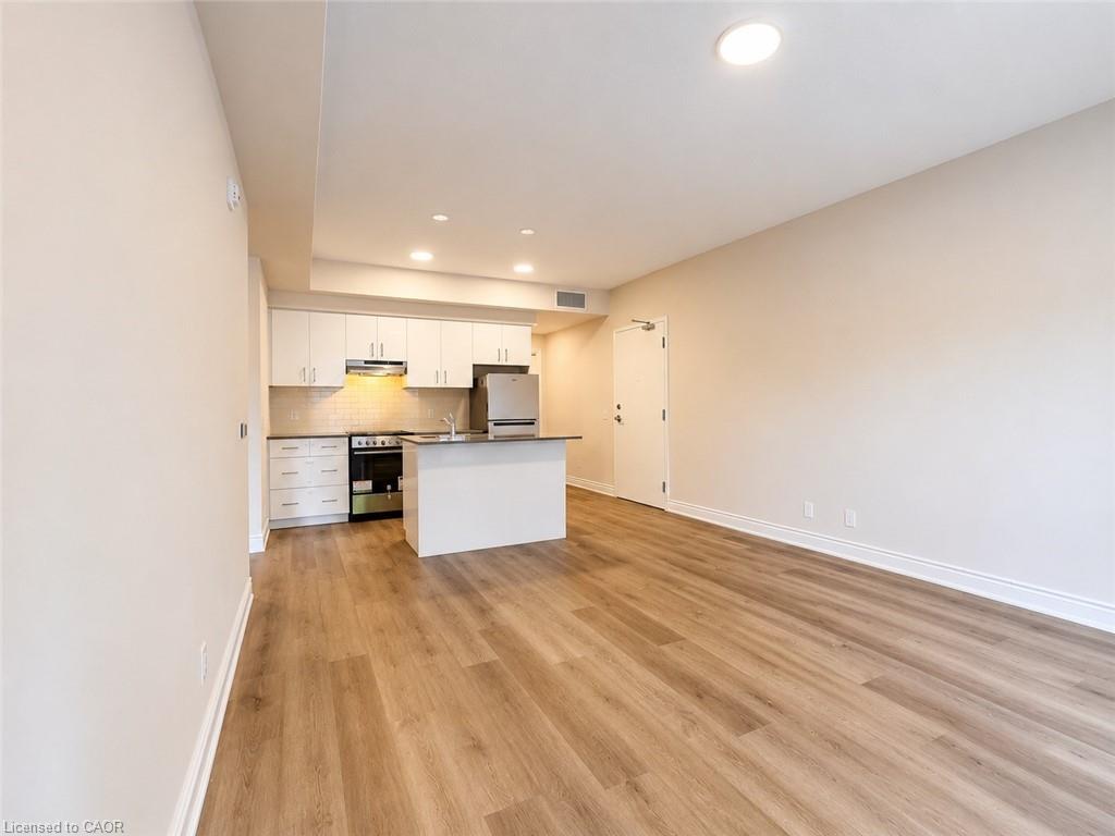 1c-259 King Street E Property Photo 19