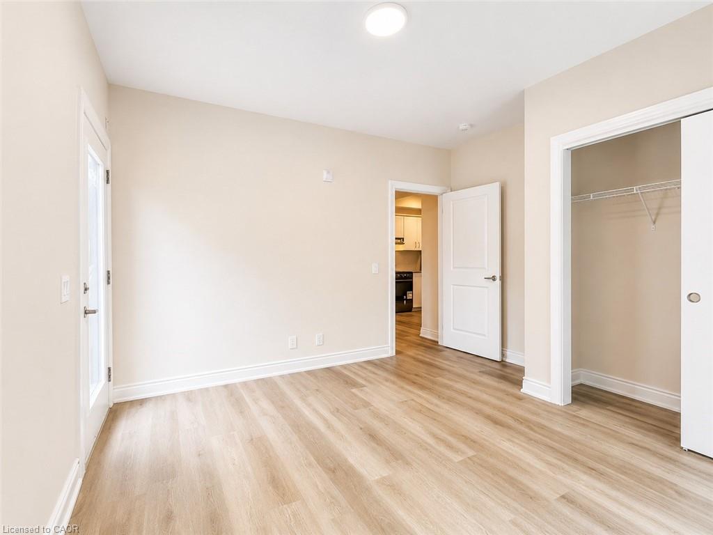 1c-259 King Street E Property Photo 23