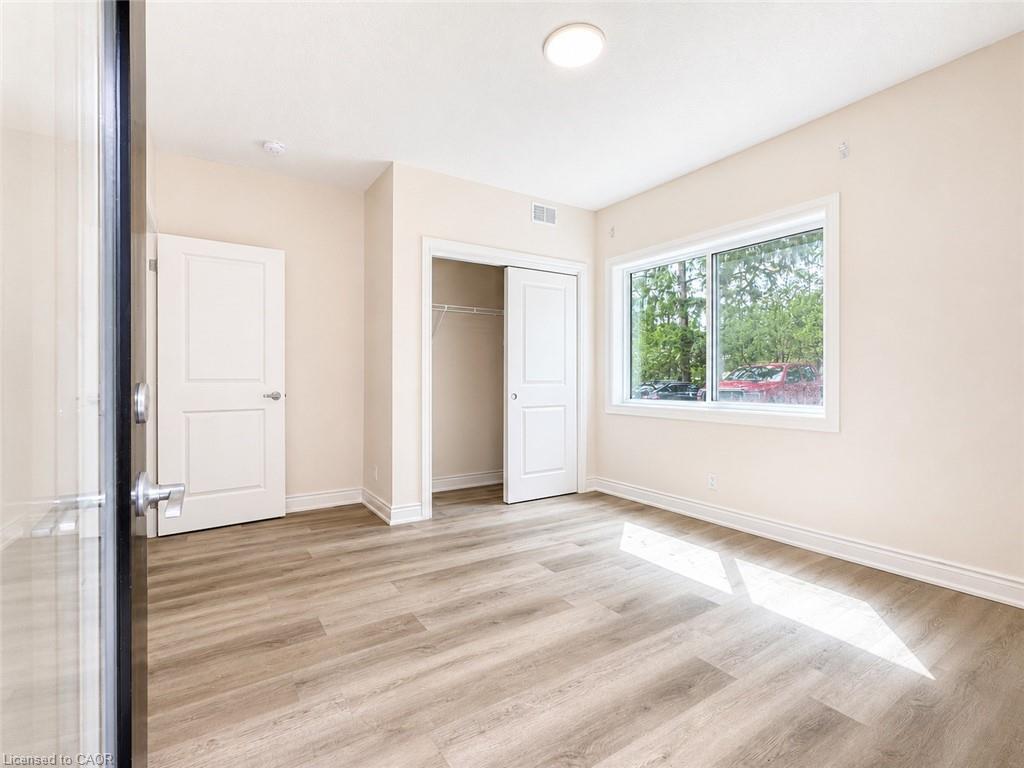 1c-259 King Street E Property Photo 26