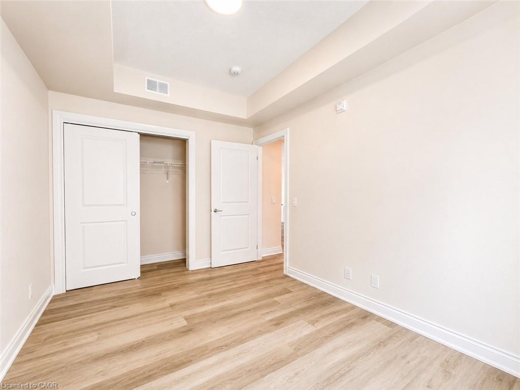 1c-259 King Street E Property Photo 32