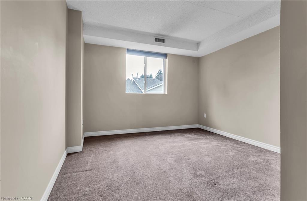 302-163 Ferguson Drive Property Photo 11
