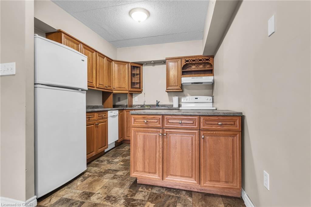 302-163 Ferguson Drive Property Photo 13