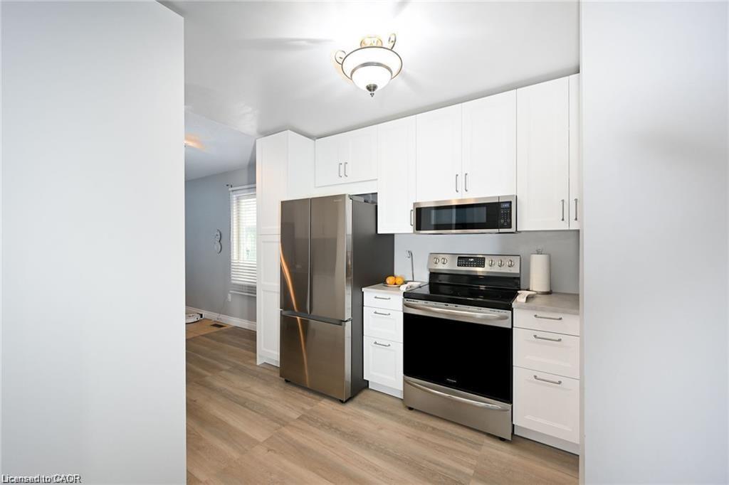 8 Buss Court Property Photo 3