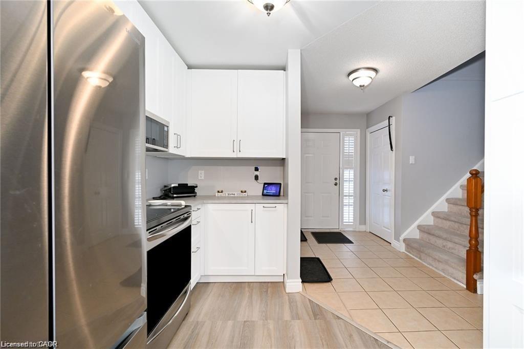 8 Buss Court Property Photo 7