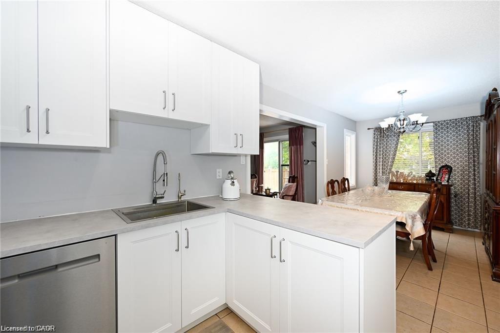 8 Buss Court Property Photo 8