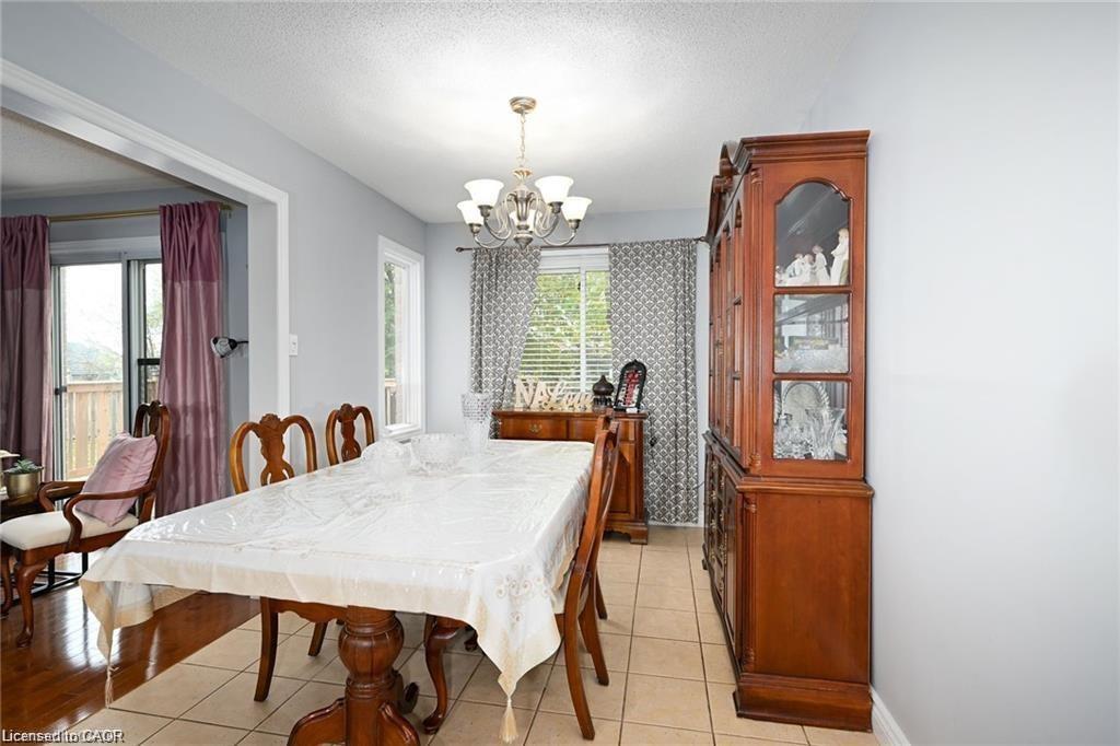 8 Buss Court Property Photo 9