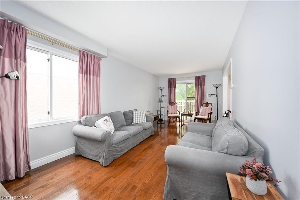 8 Buss Court Property Photo 11