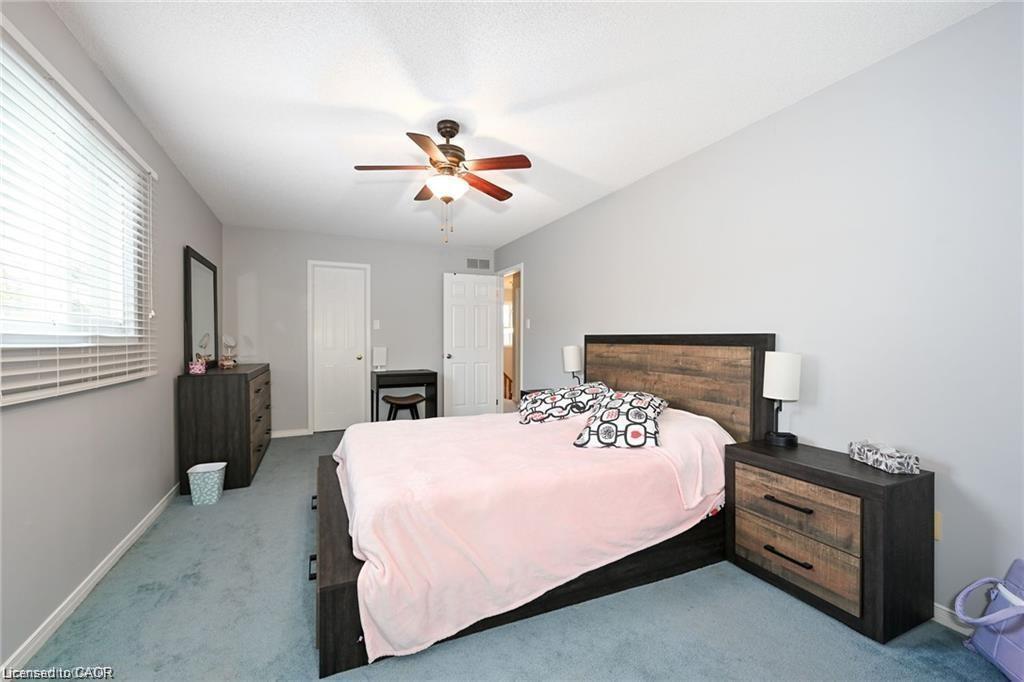 8 Buss Court Property Photo 17