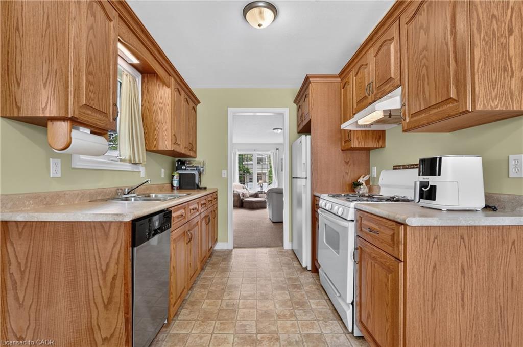 217 Pine Street Property Photo 17